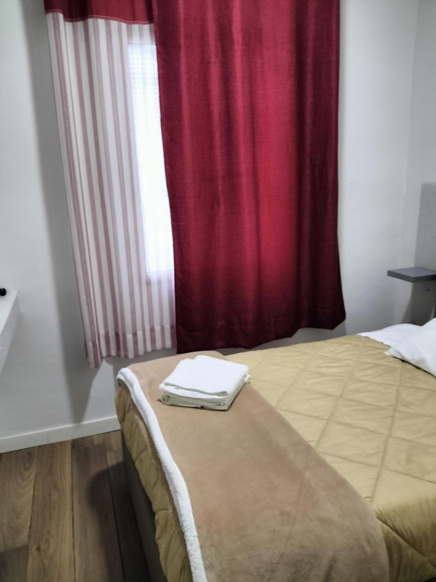 Casa Di Edo Panzió Brindisi Kültér fotó