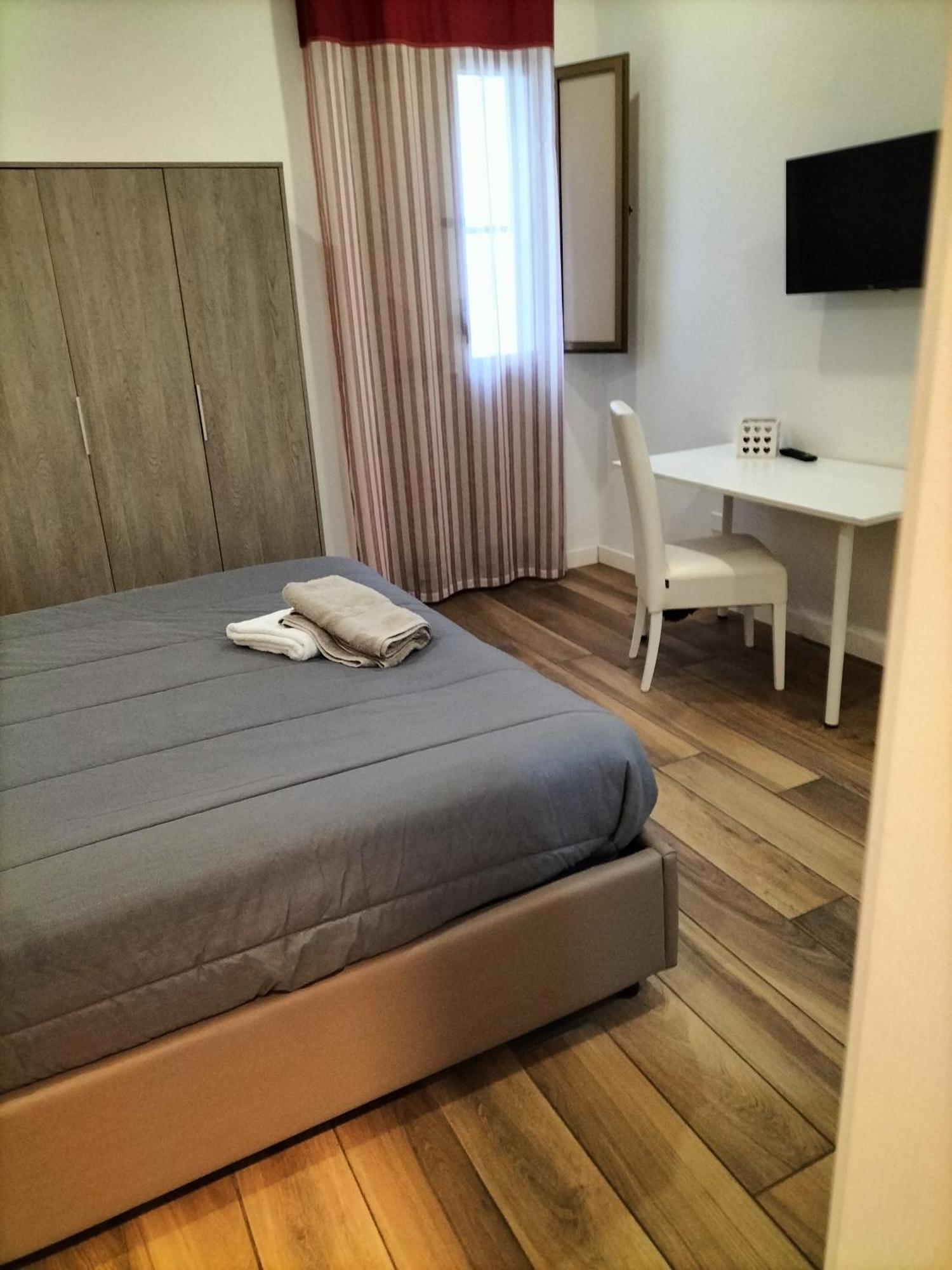 Casa Di Edo Panzió Brindisi Kültér fotó